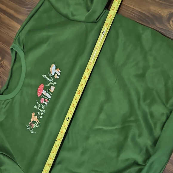 SHEIN Forest Green Fleece Top - Picture 4 of 7